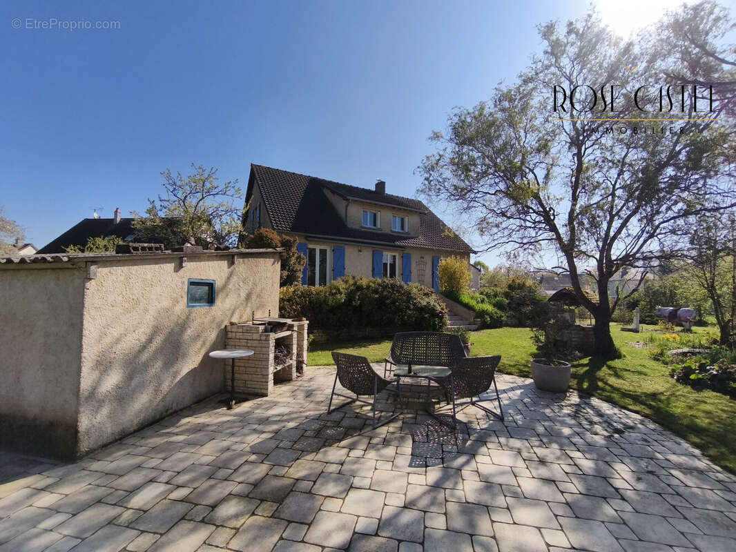 Maison à CHATEAUDUN