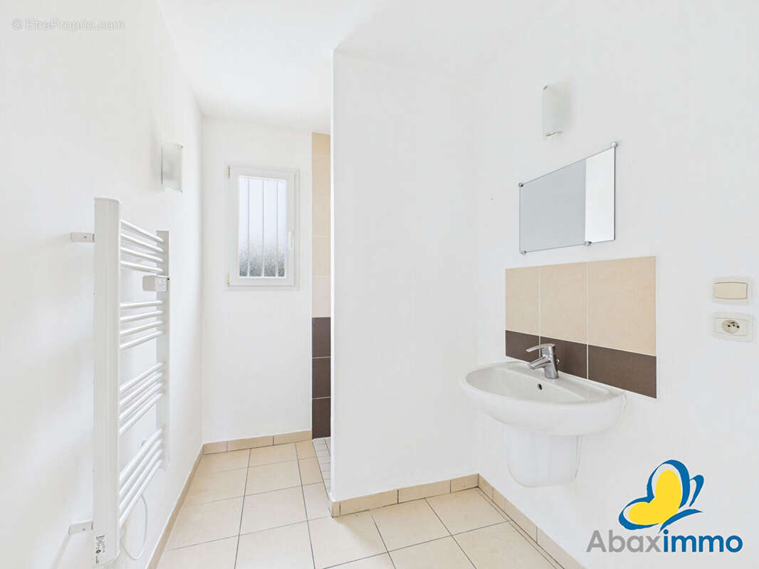 Maison à SAINT-EVROULT-DE-MONTFORT