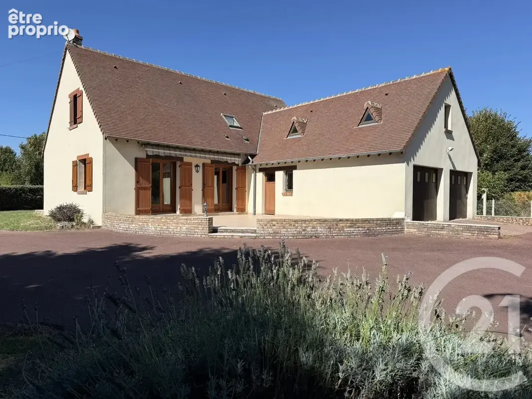 Photo Maison à Chateaudun au prix de 243 800€