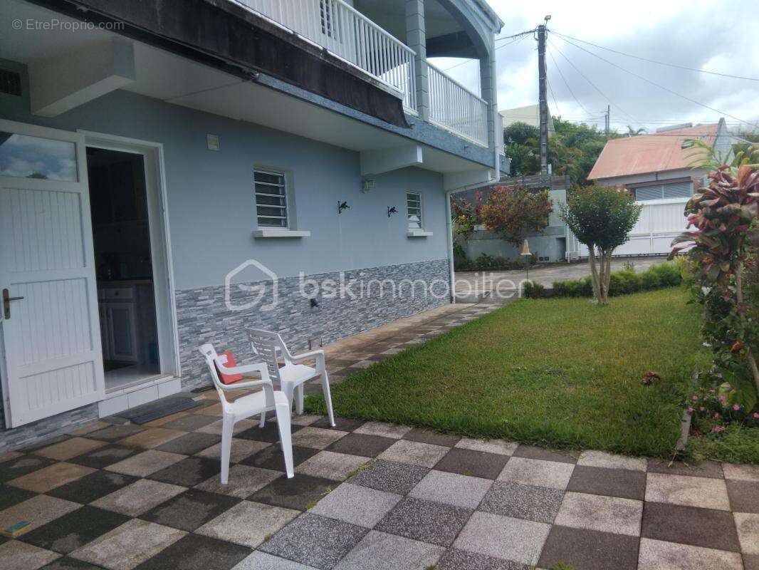 Maison à ENTRE-DEUX