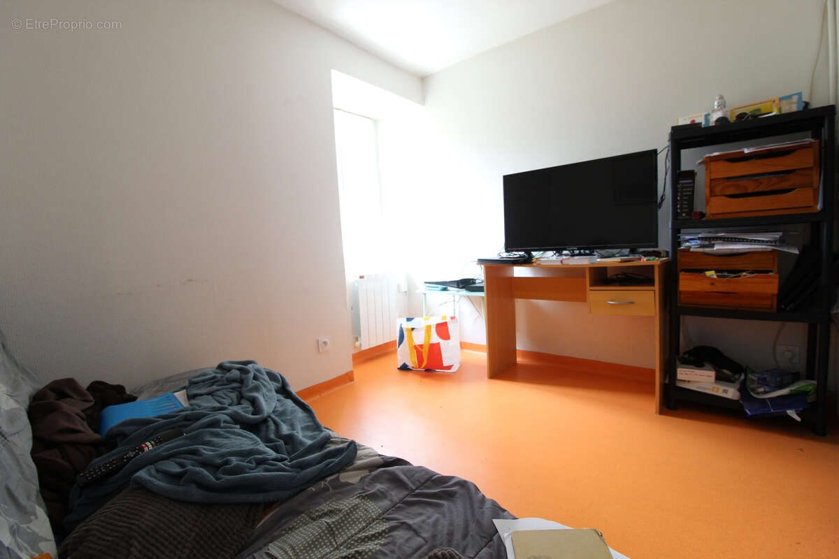 Maison à SAINT-SERNIN-SUR-RANCE