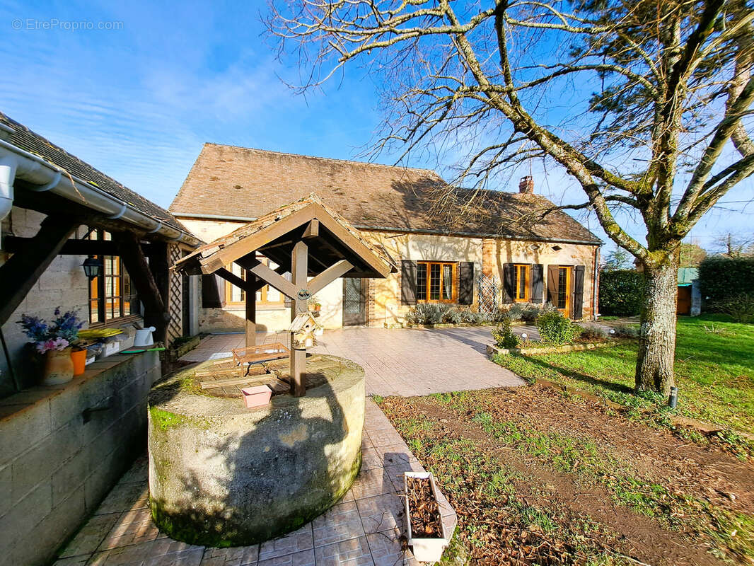 Maison à VILLEBOUGIS