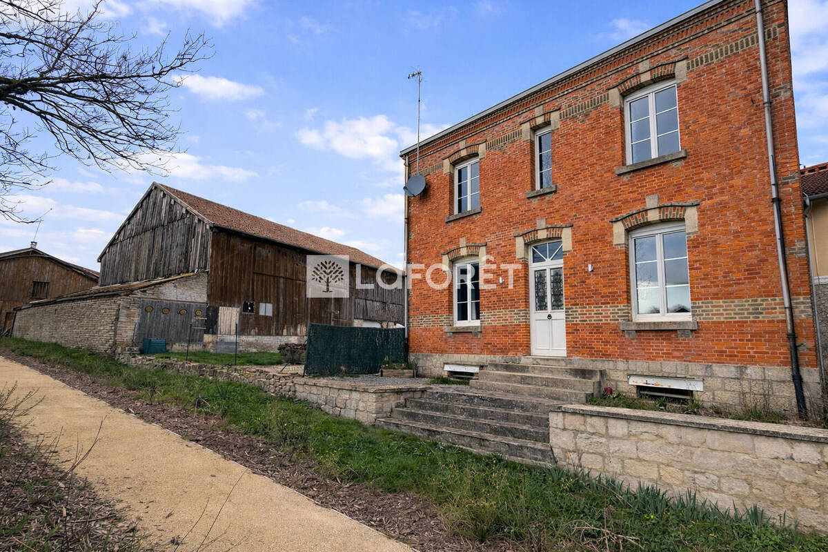 Maison à SAINT-JEAN-SUR-TOURBE