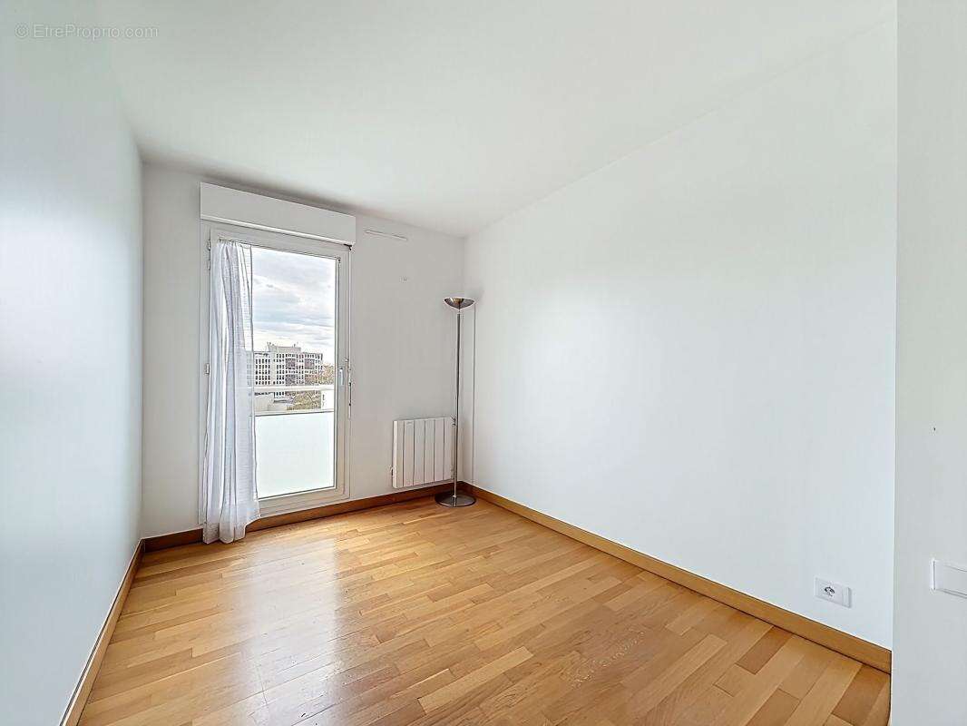 Appartement à MONTIGNY-LE-BRETONNEUX
