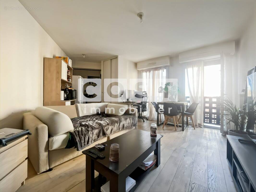 Appartement à BOIS-COLOMBES