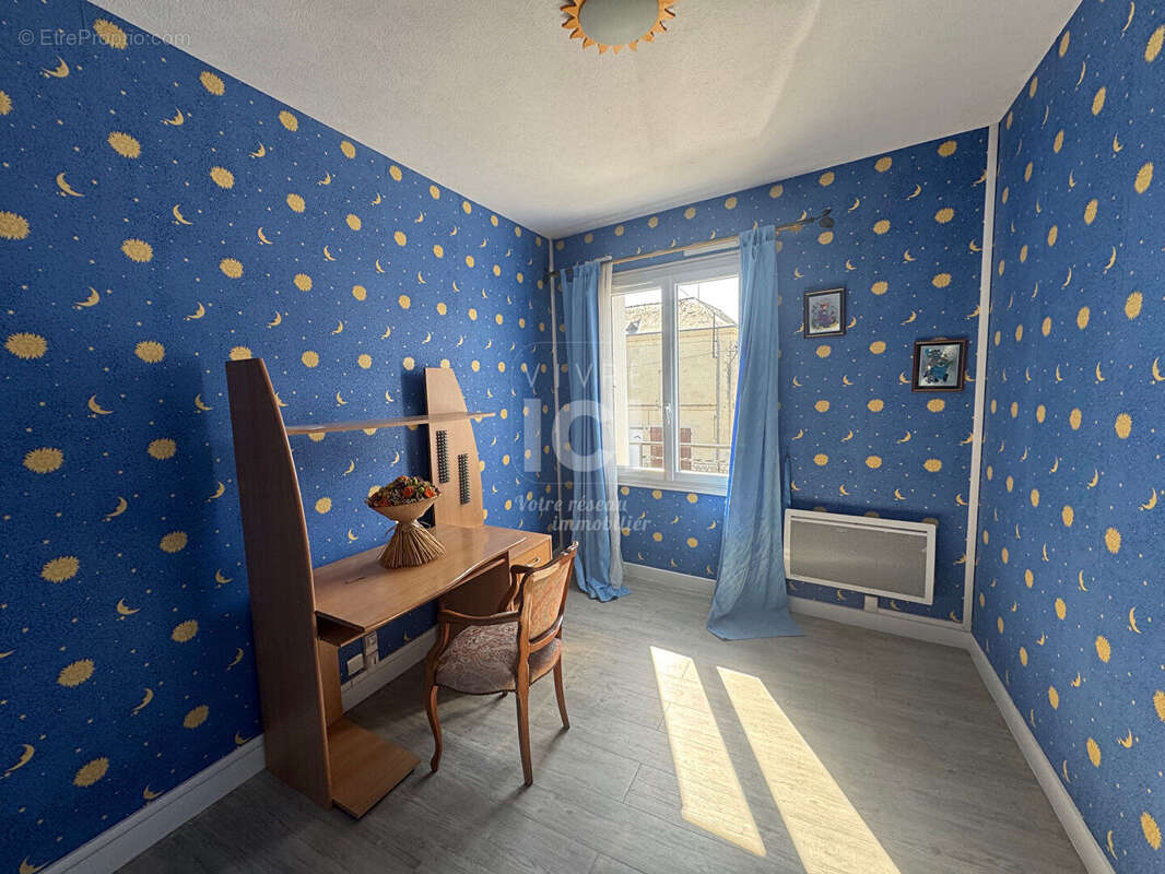 Maison à MONTREUIL-BELLAY