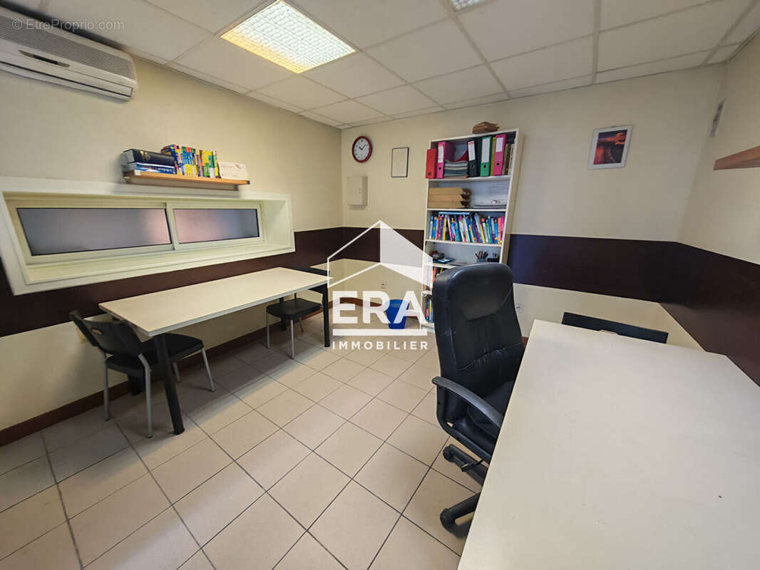 Local commercial 56m² à marseille 4e arrondissement - photo 7