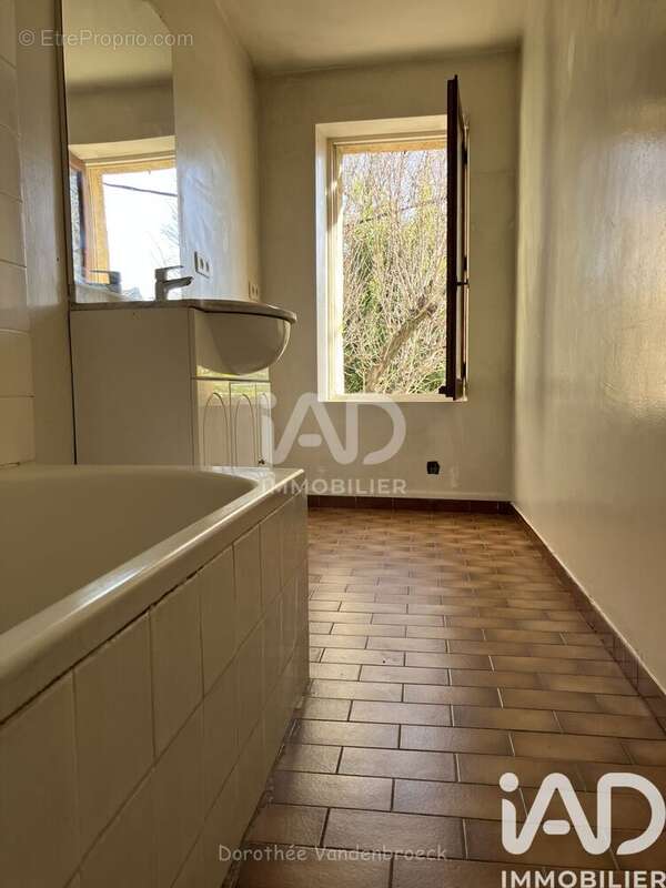 Photo 6 - Maison à ROGNES