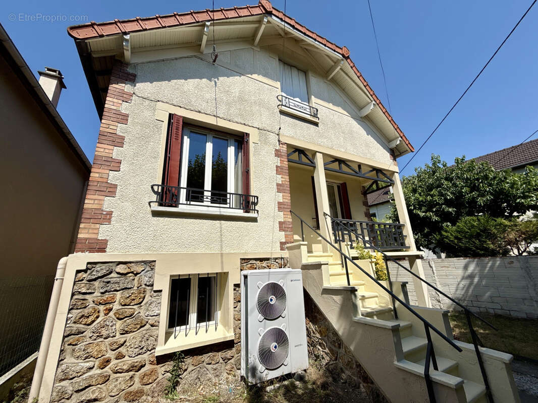Maison à AULNAY-SOUS-BOIS