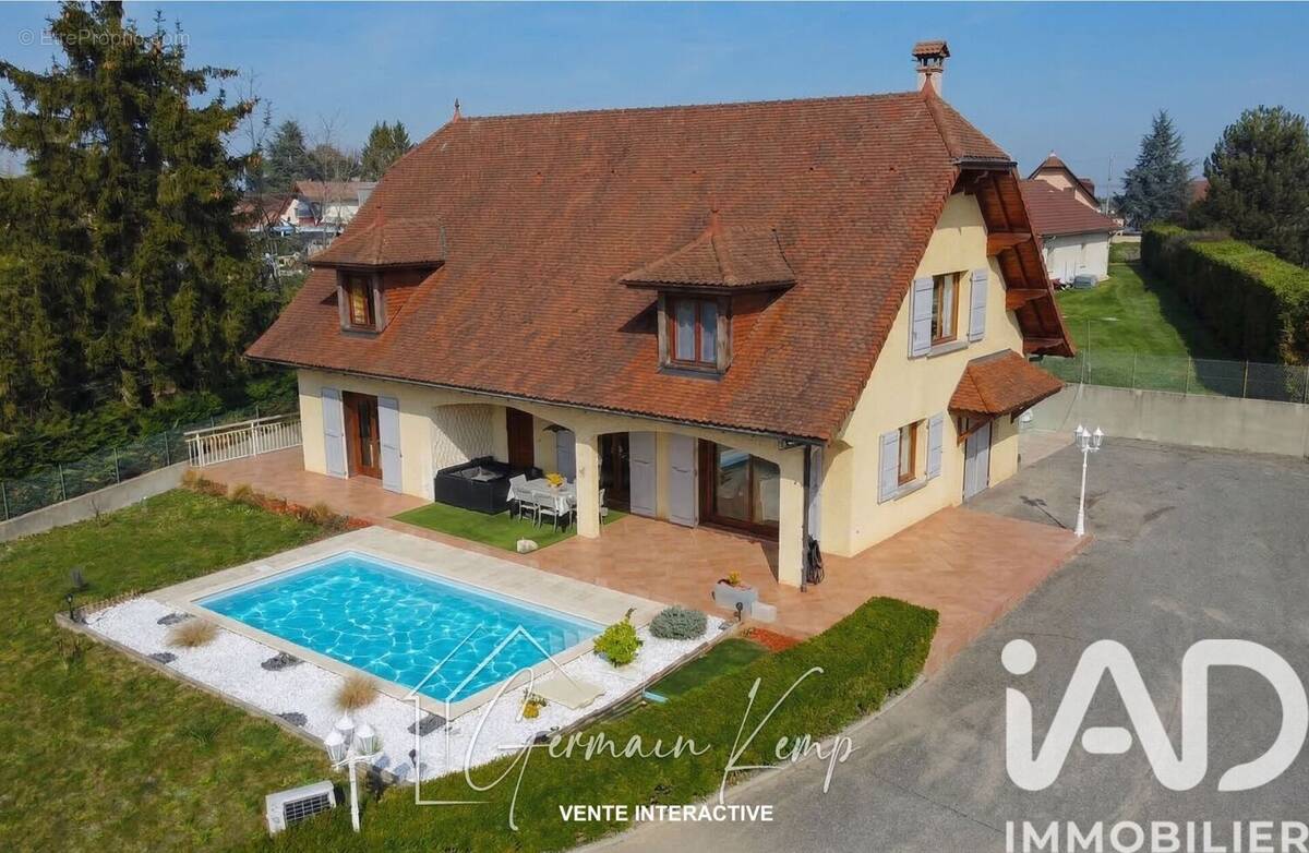 Photo 1 - Maison à CHARANCIEU
