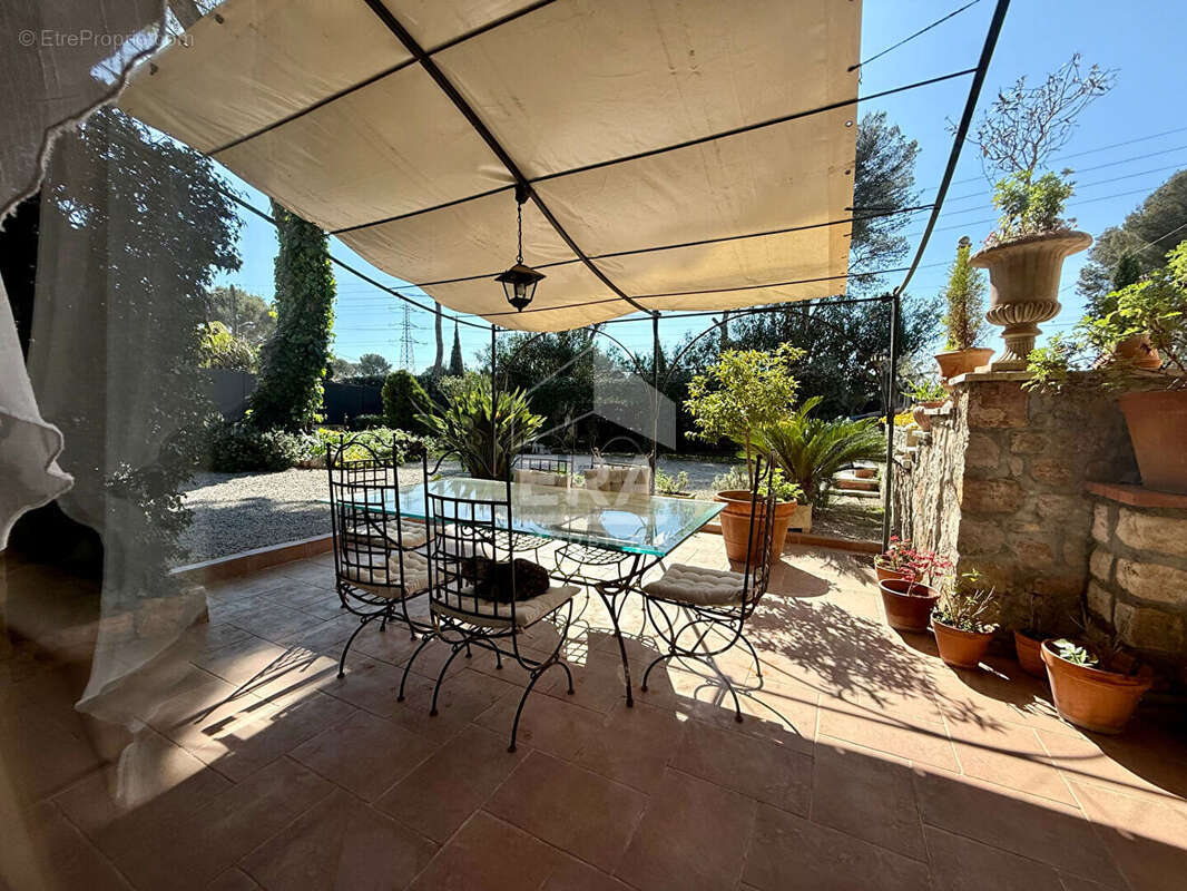 Maison à MOUGINS