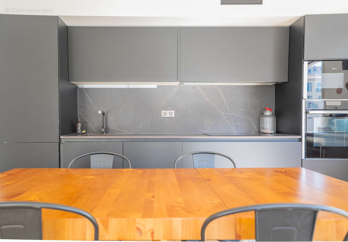 Appartement à MARSEILLE-7E