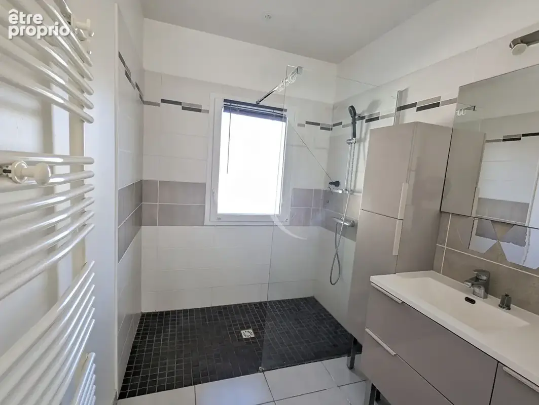 A vendre - maison - challans - photo 7