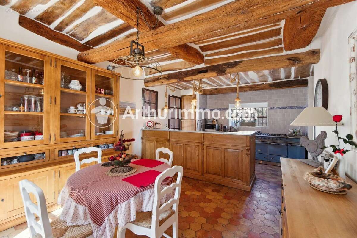 Maison à LE CANNET-DES-MAURES