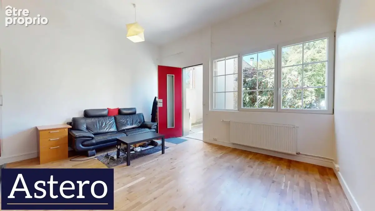 Appartement atypique de 92m2 entièrement refait à neuf - photo 4