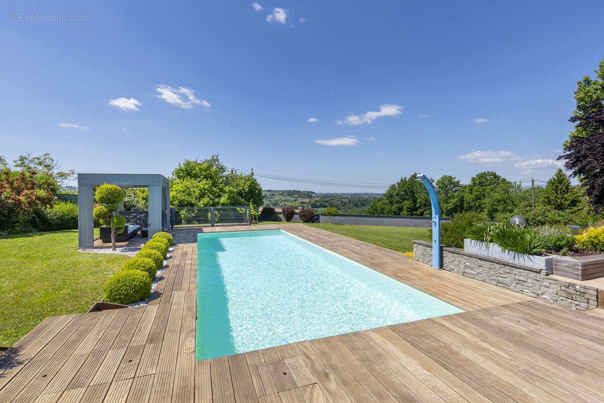 Maison à LES ABRETS