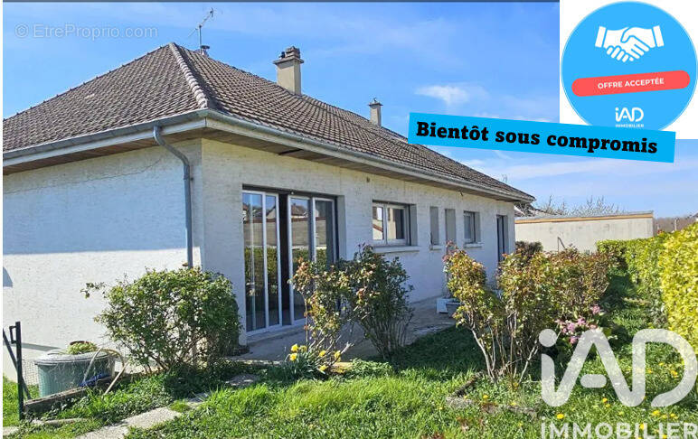 Photo 1 - Maison à COUVROT