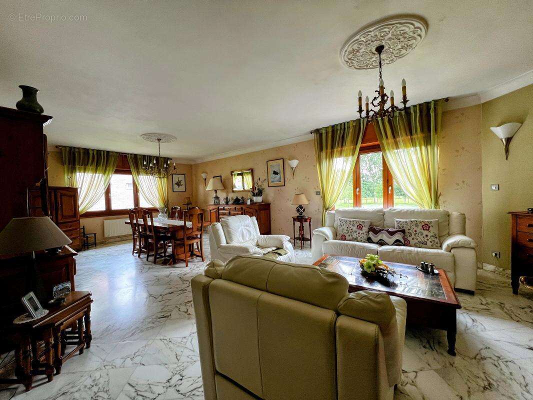 Maison à SAINT-HILAIRE-COTTES