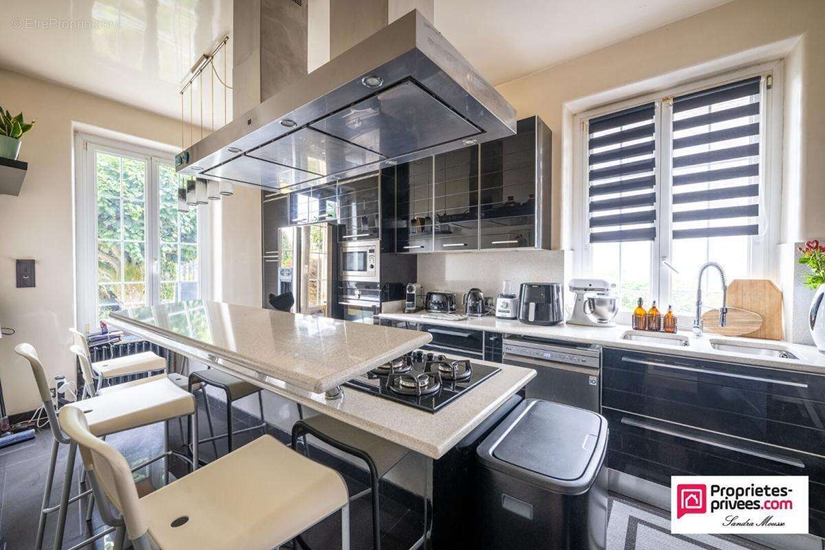 Maison à BEAUMONT-SUR-OISE