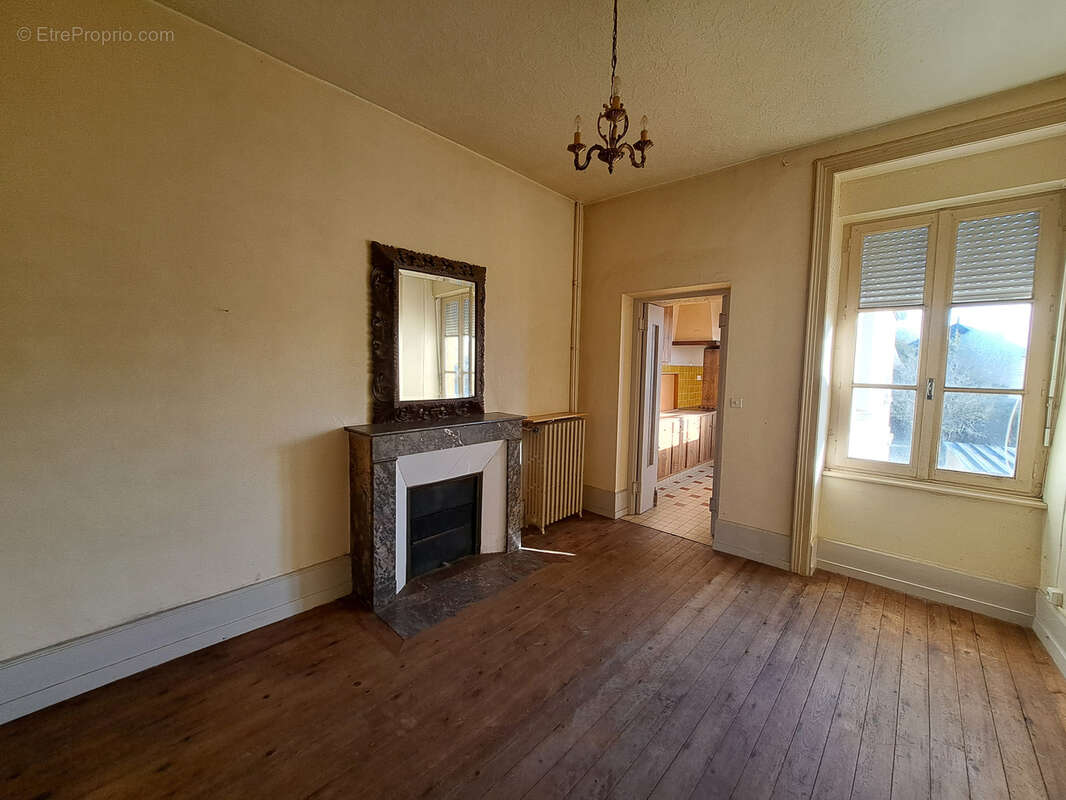 Maison à LA FERTE-MACE