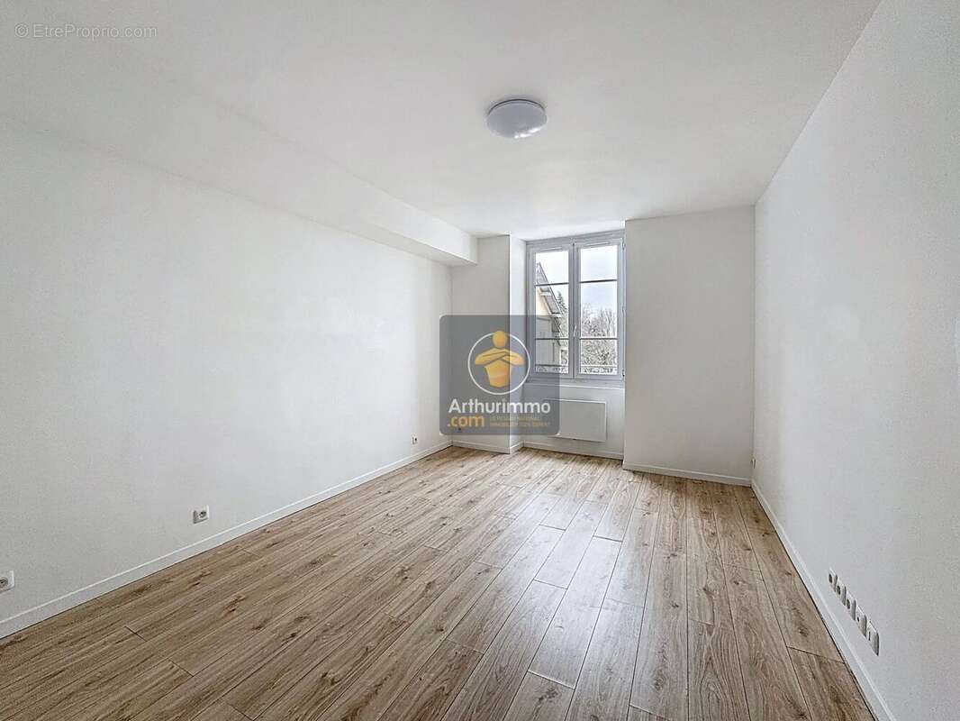 Appartement à BOISSY-SAINT-LEGER