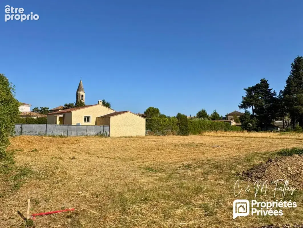 TRAVAILLAN : 960 m²  pour donner vie à votre projet ! - photo 2