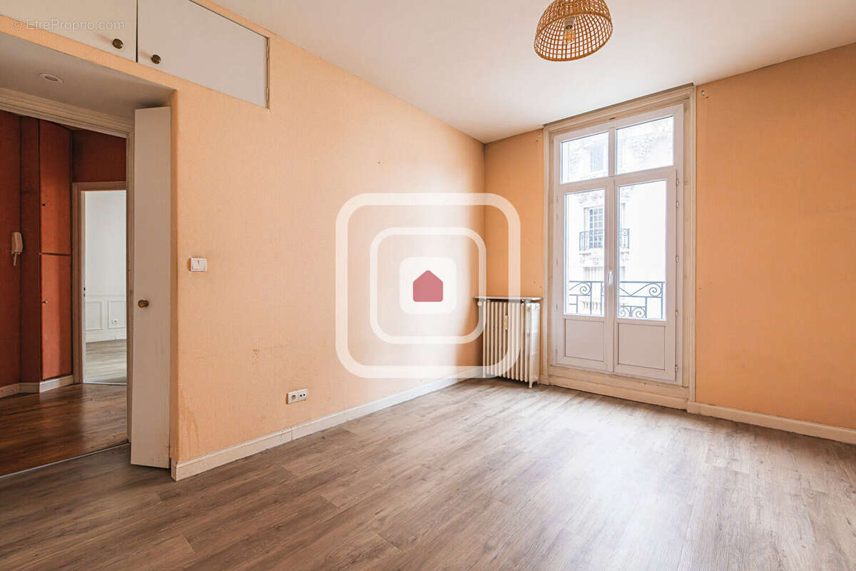 Appartement en duplex de 120m² avec 3 chambres et 2 salle de bain / douche - photo 6