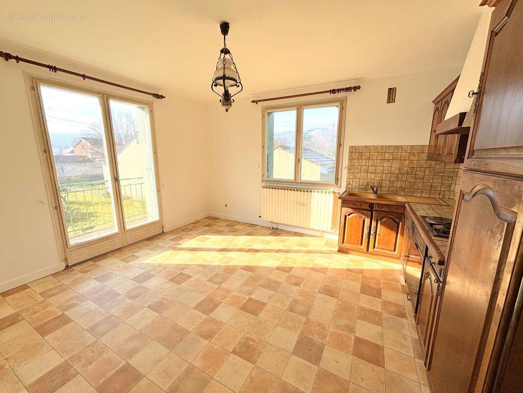 Maison à MONTBRISON