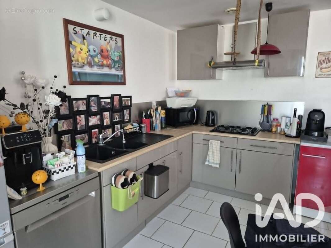 Maison 91 m² à Savigne  - photo 4