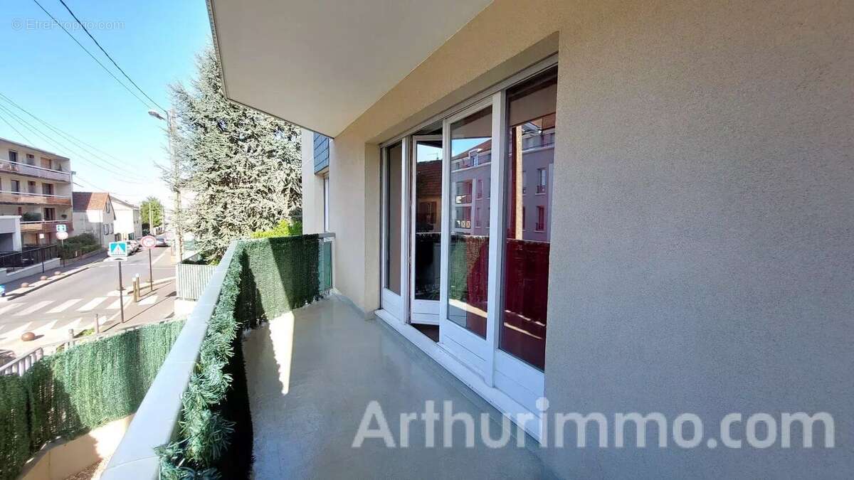 Appartement à LIVRY-GARGAN