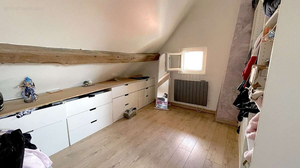 Appartement à LEUDEVILLE