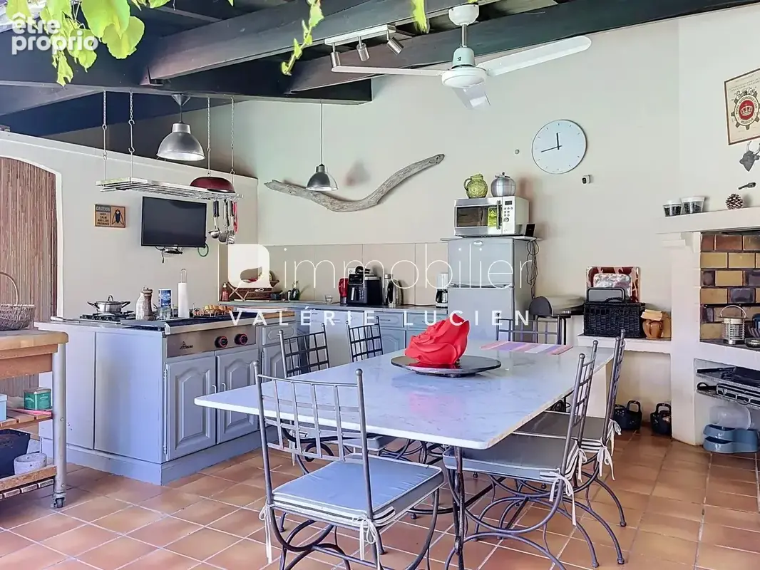 Maison familiale de plain-pied avec piscine – Arles, secteur Pont-de-Crau - photo 11