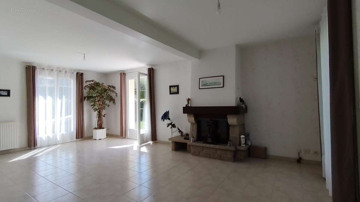 Maison à LA RICHARDAIS