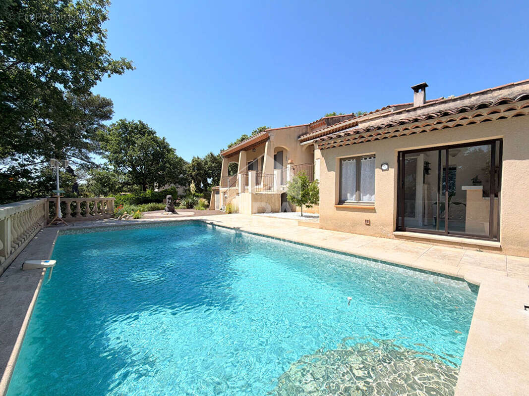 Maison à JOUQUES
