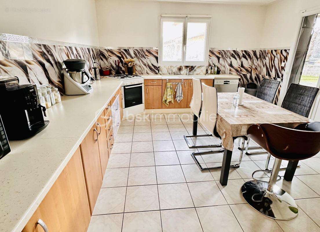 Maison à SAINT-MAURICE-L'EXIL