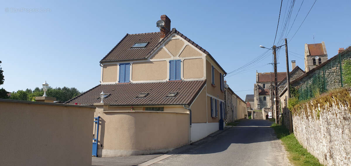 Maison à ARCIS-LE-PONSART