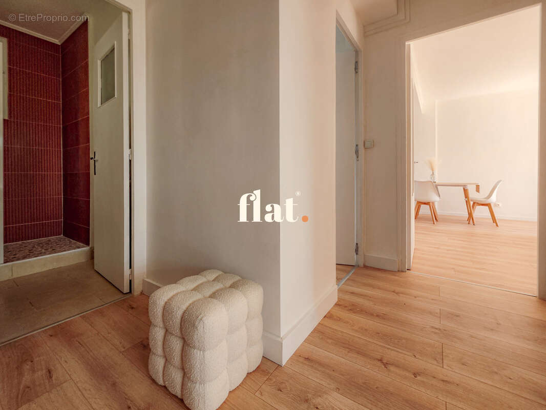 Appartement T3 de 70 m2  - RD POINT DE VANNES - 2 chambres + Cave - photo 22