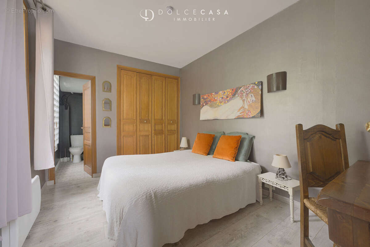 Maison à LE PERREUX-SUR-MARNE