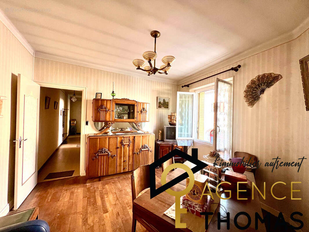 Maison à PONT-DE-LABEAUME