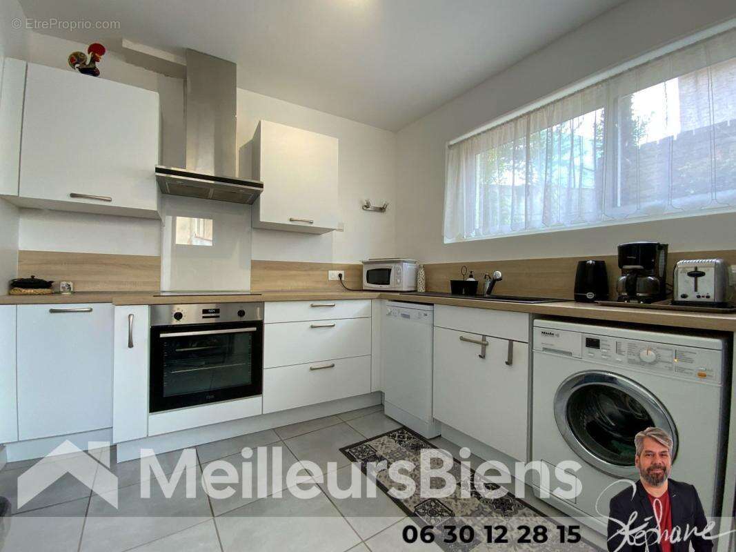 Maison 4 pièces 82 m² à Montendre avec terrasse couverte - photo 5