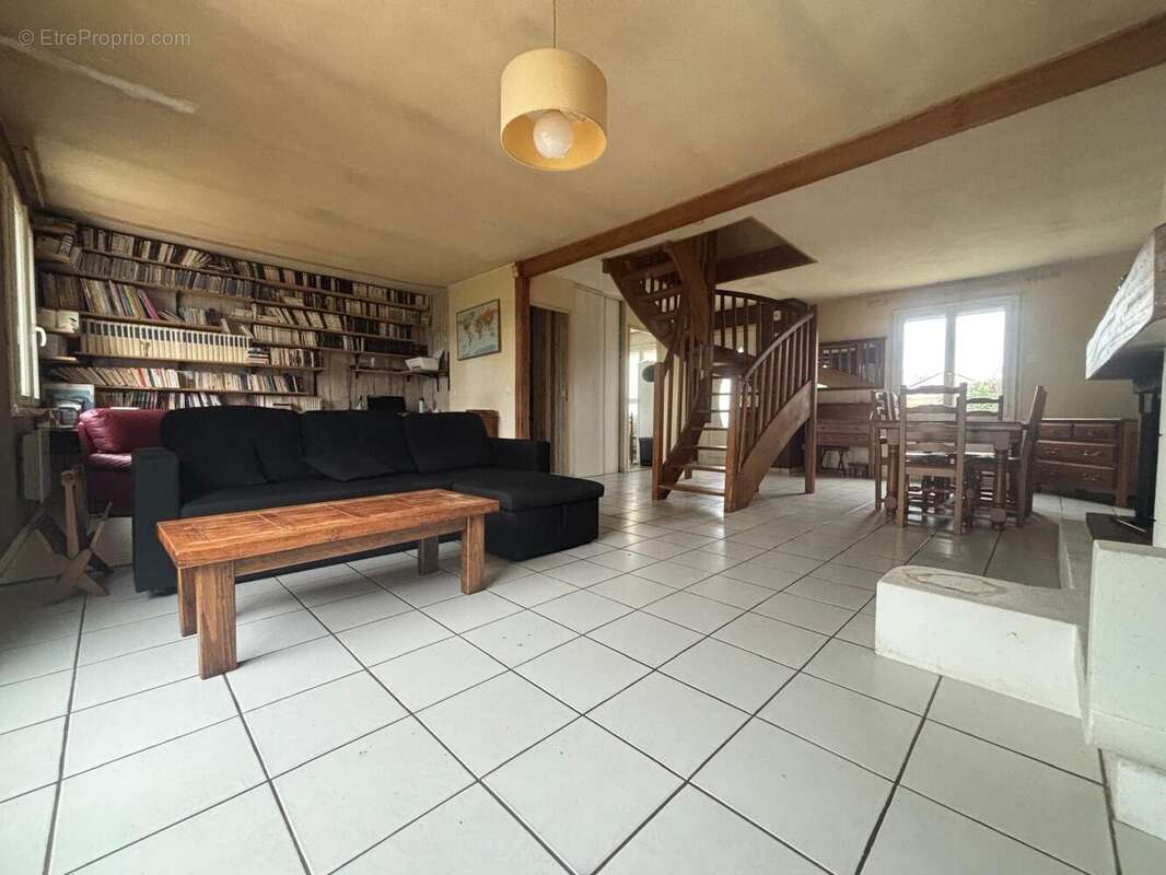 Maison à SAINT-GERMAIN-LES-CORBEIL