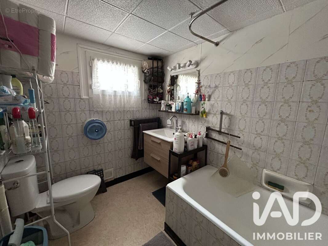 Maison 64 m² à Bugeat  - photo 8
