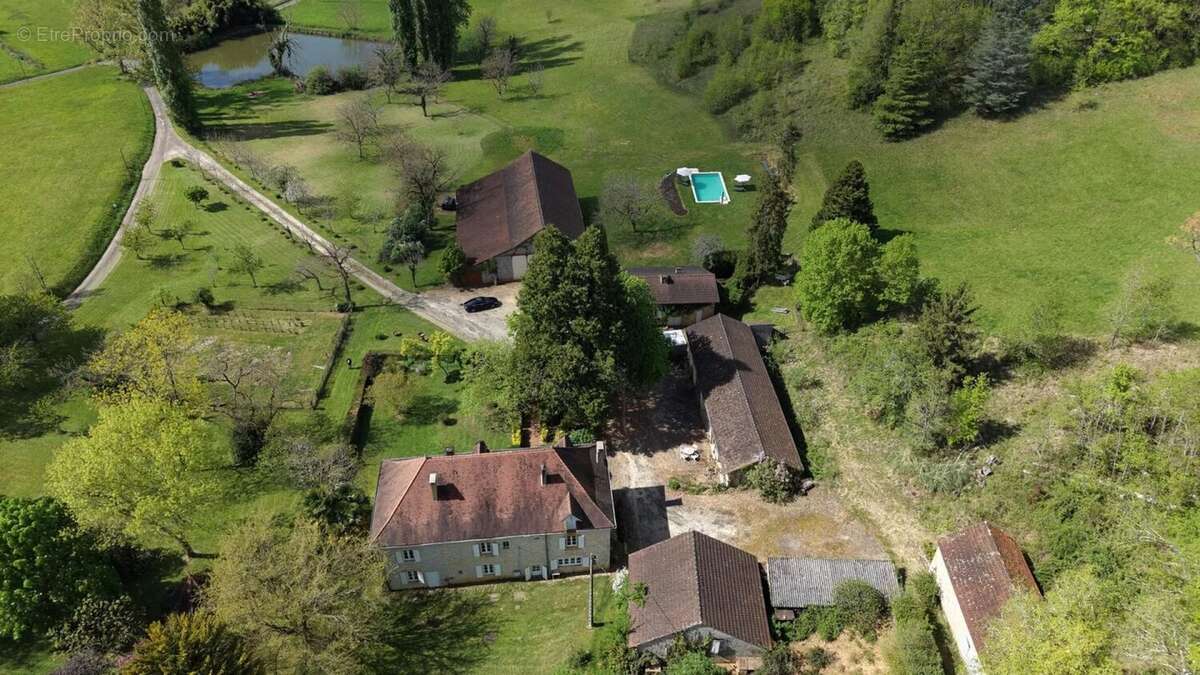 Maison à CAZALS