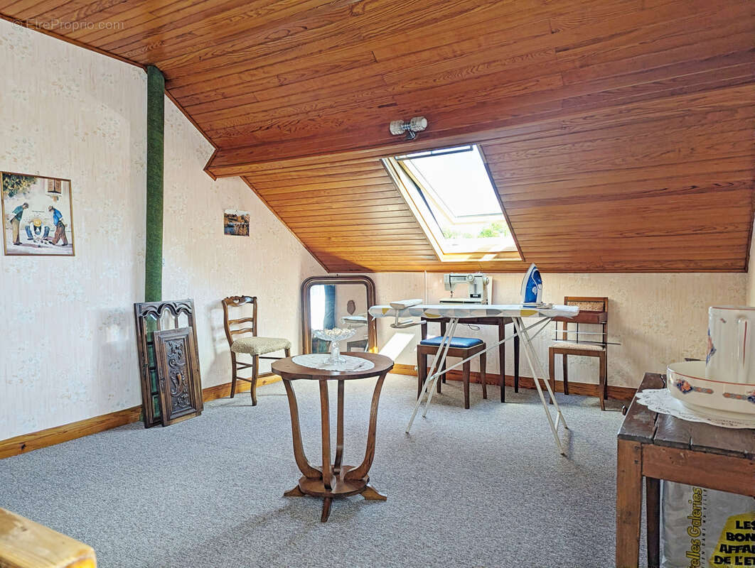 Maison à CHALETTE-SUR-LOING