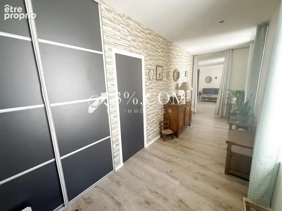 Appartement  De Caractère 123 M2 +Jardin Privatif  54300 Lun - photo 5