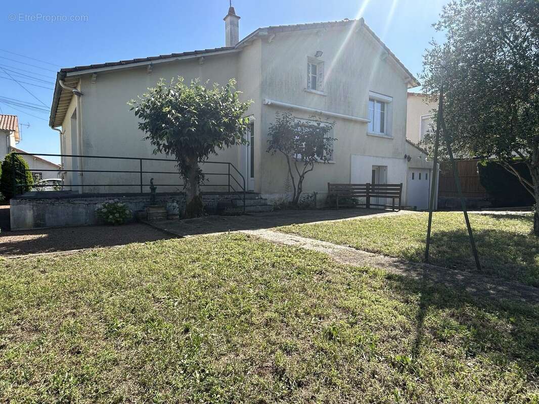 Maison 90 m² à Niort  - photo 7