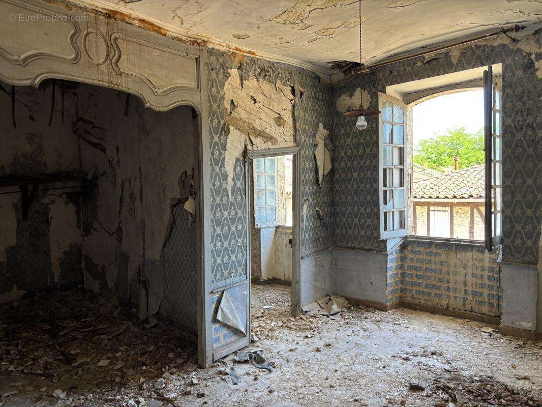 maison de village a réstaurer - photo 9