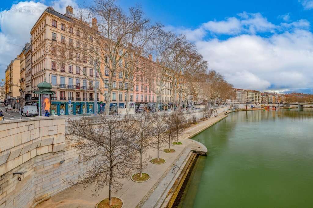 Appartement à LYON-1E