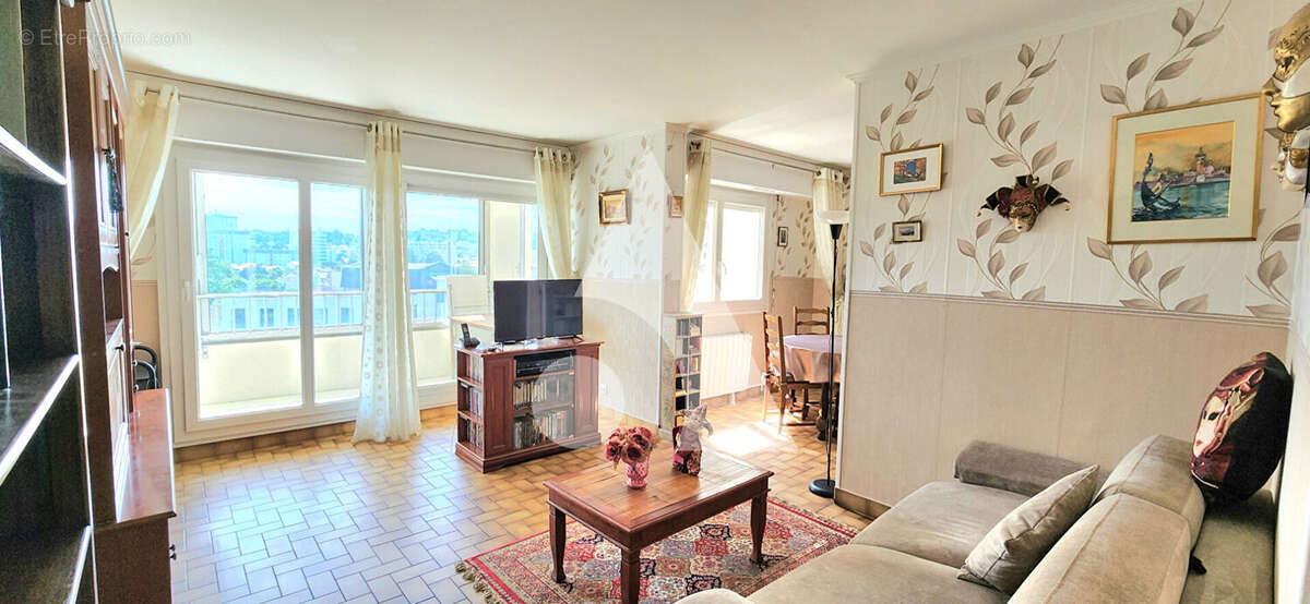 Appartement à SAINT-GRATIEN