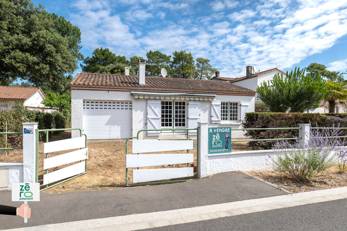 Maison à LONGEVILLE-SUR-MER